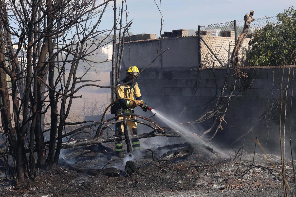 Incendio en Cala de Bou.