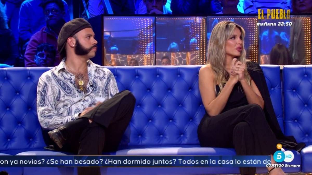 Ivana Icardi y Finito ('GH Dúo 2') hacen oficial su relación con besazo en directo