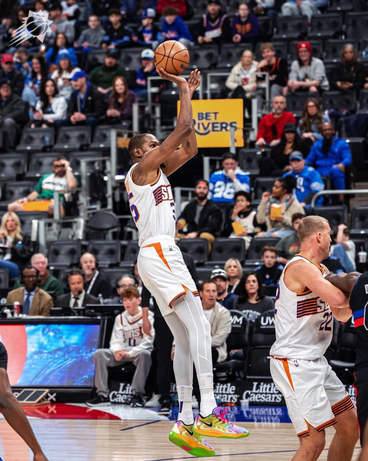 Los Suns siguen en racha