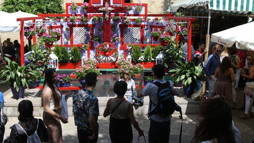 El Ayuntamiento destaca la normalidad y el cumplimiento del horario en las cruces