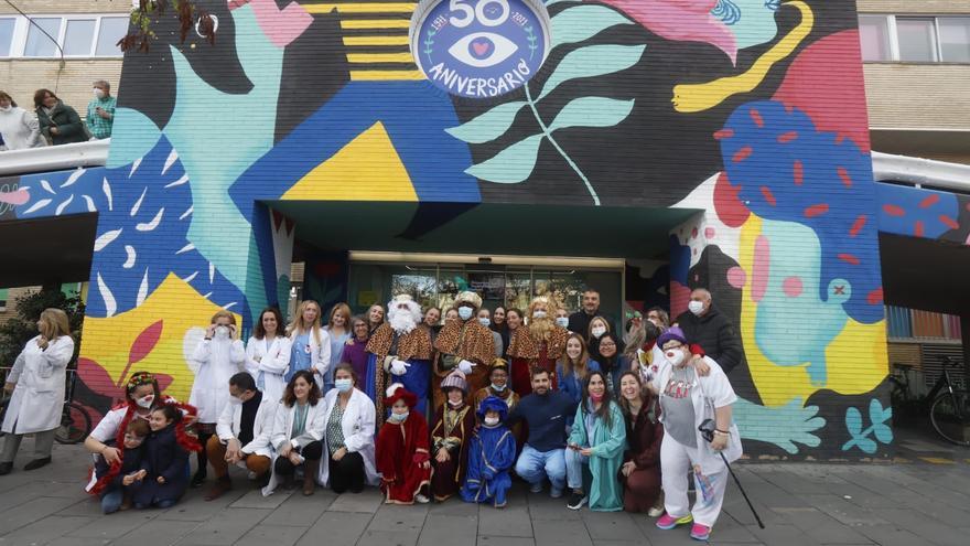 En imágenes | Los Reyes Magos de Oriente visitan el hospital Infantil de Zaragoza