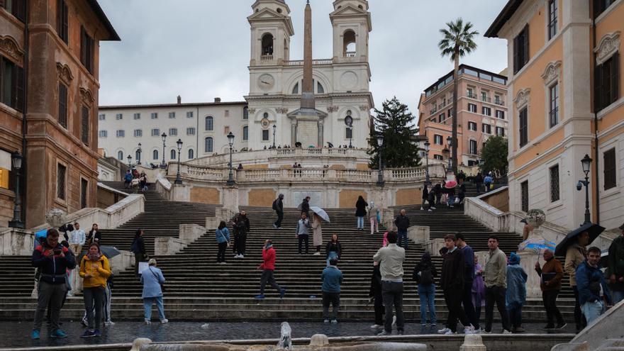 Una española muere en Roma al caer desde un muro cerca de la escalinata de Plaza España