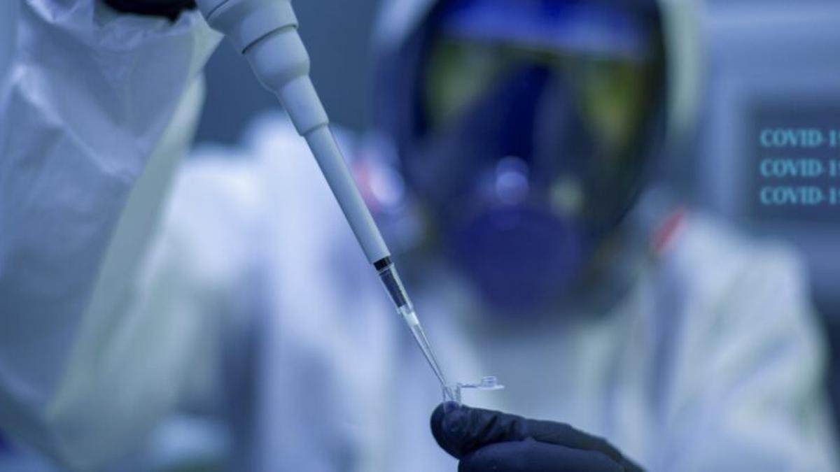 Científicos alemanes piden cambiar medidas para frenar el coronavirus, y eliminar el toque de queda