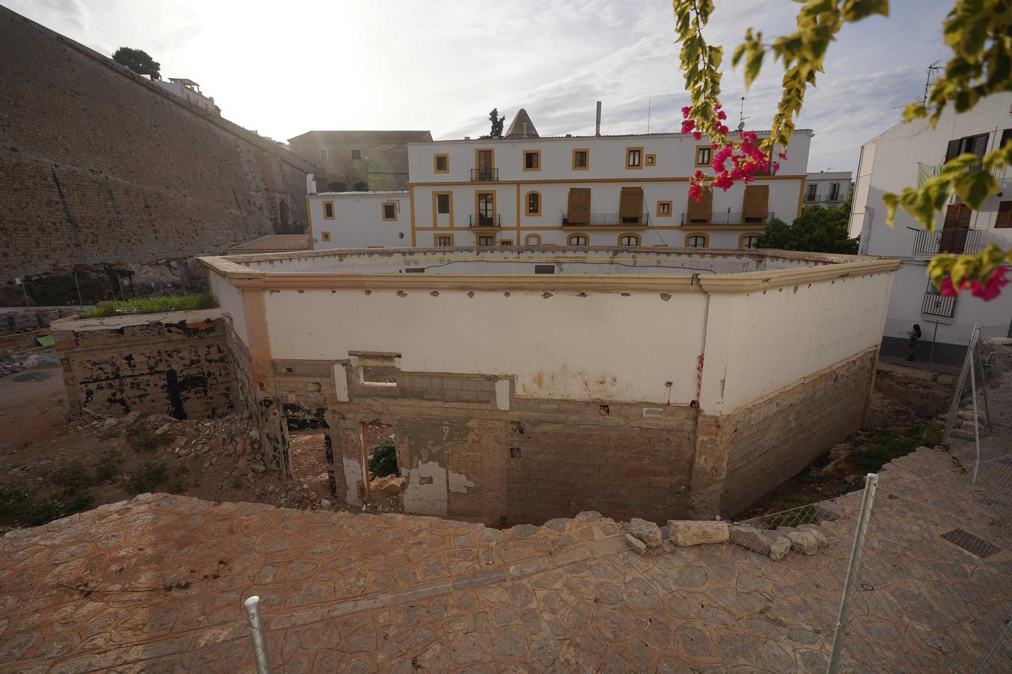 Galería: Vila retomará las obras para cerrar Sa Peixateria y estudia cambiar su uso a centro cultural