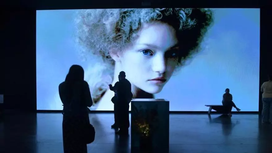 La Fundación MOP inaugura su nueva exposición 'Doubts' dedicada al fotógrafo Paolo Roversi