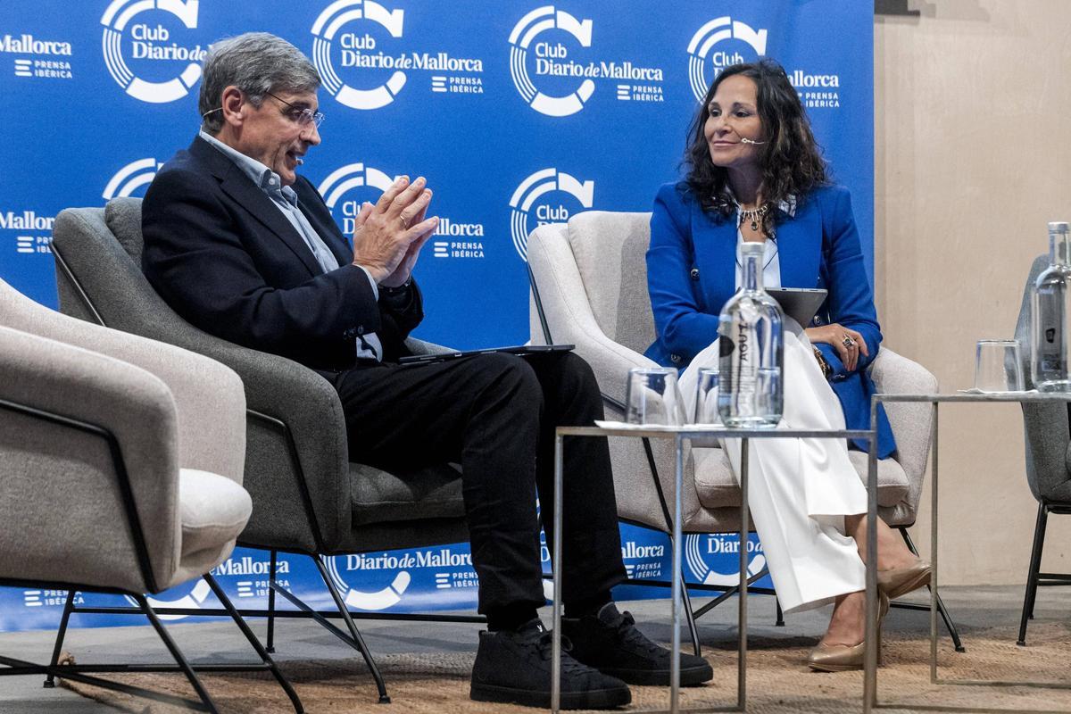 Enrique Martínez y Dolores Ordóñez.