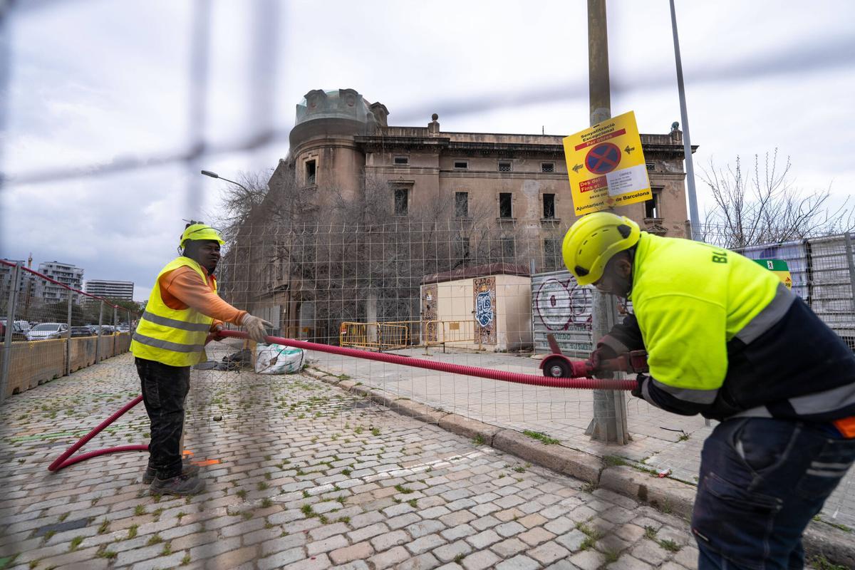 inicio de los trabajos de derribo estación de mercancías de La Sagrera