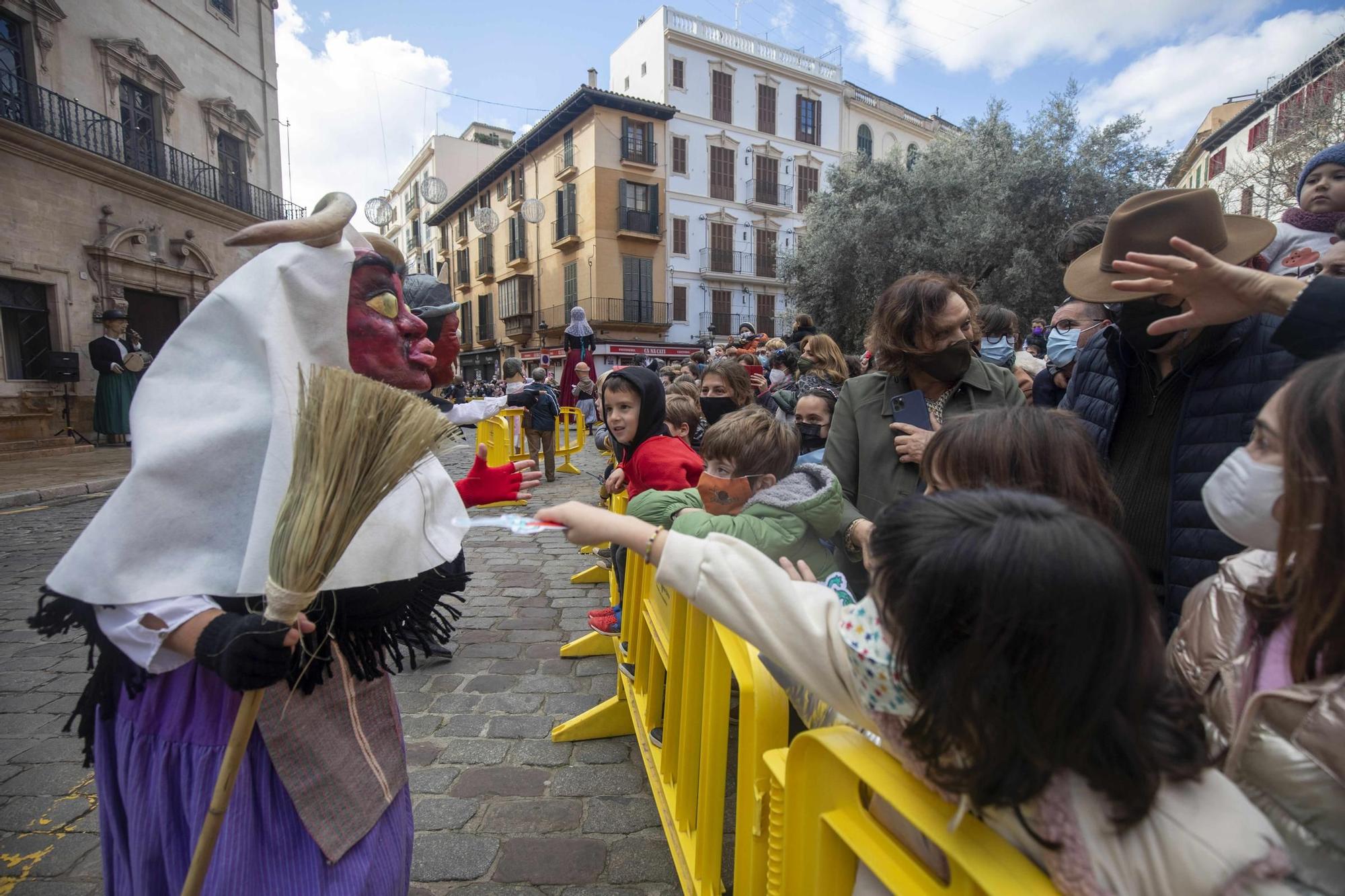 Centenares de personas dan el 'sus' a las fiestas de Sant Sebastià de Palma