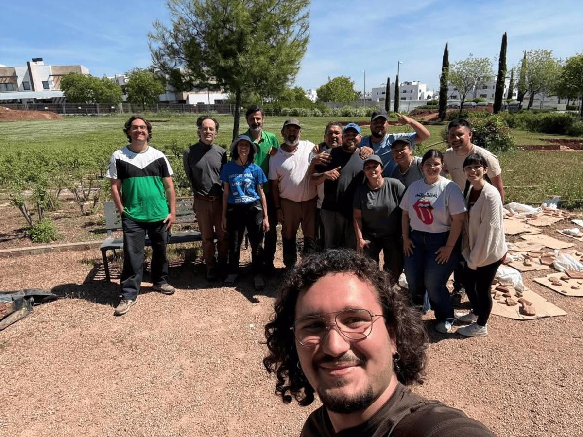Equipo que ha formado parte de la excavación.