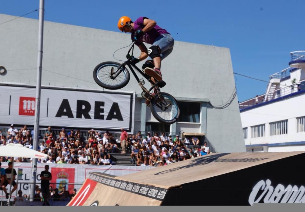 O Marisquiño bate récord de acrobacias