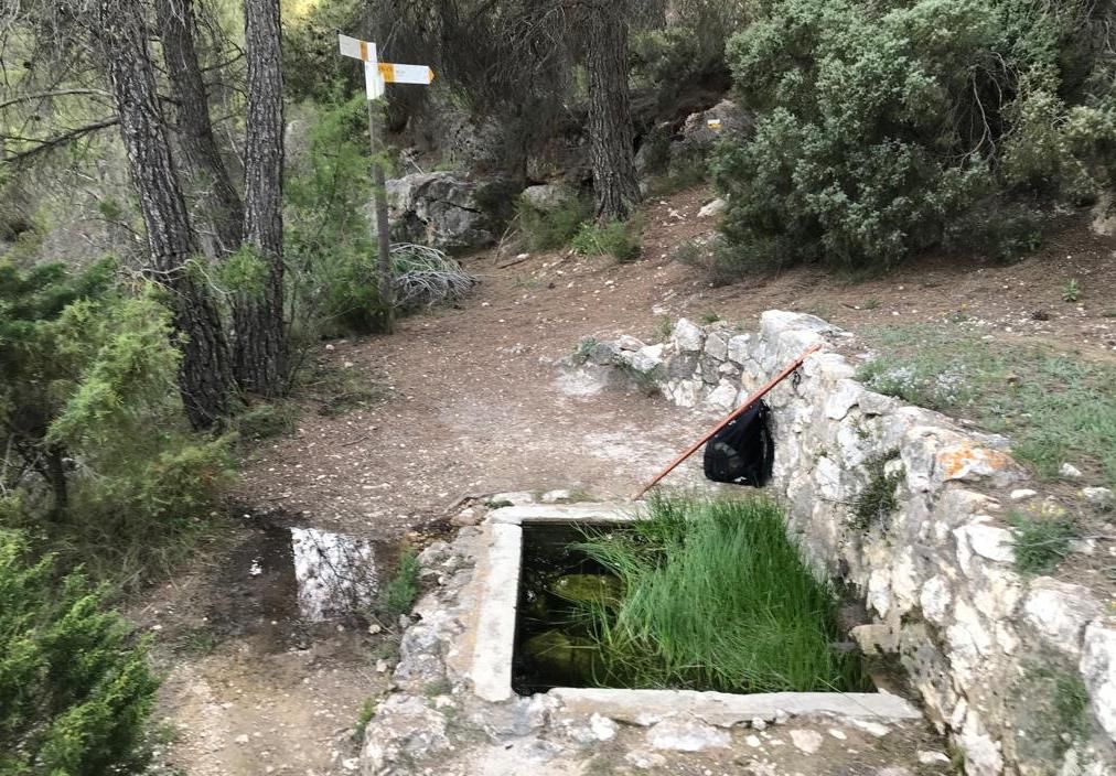 La fuente de San Joan en la sierra del Fraile de Biar.