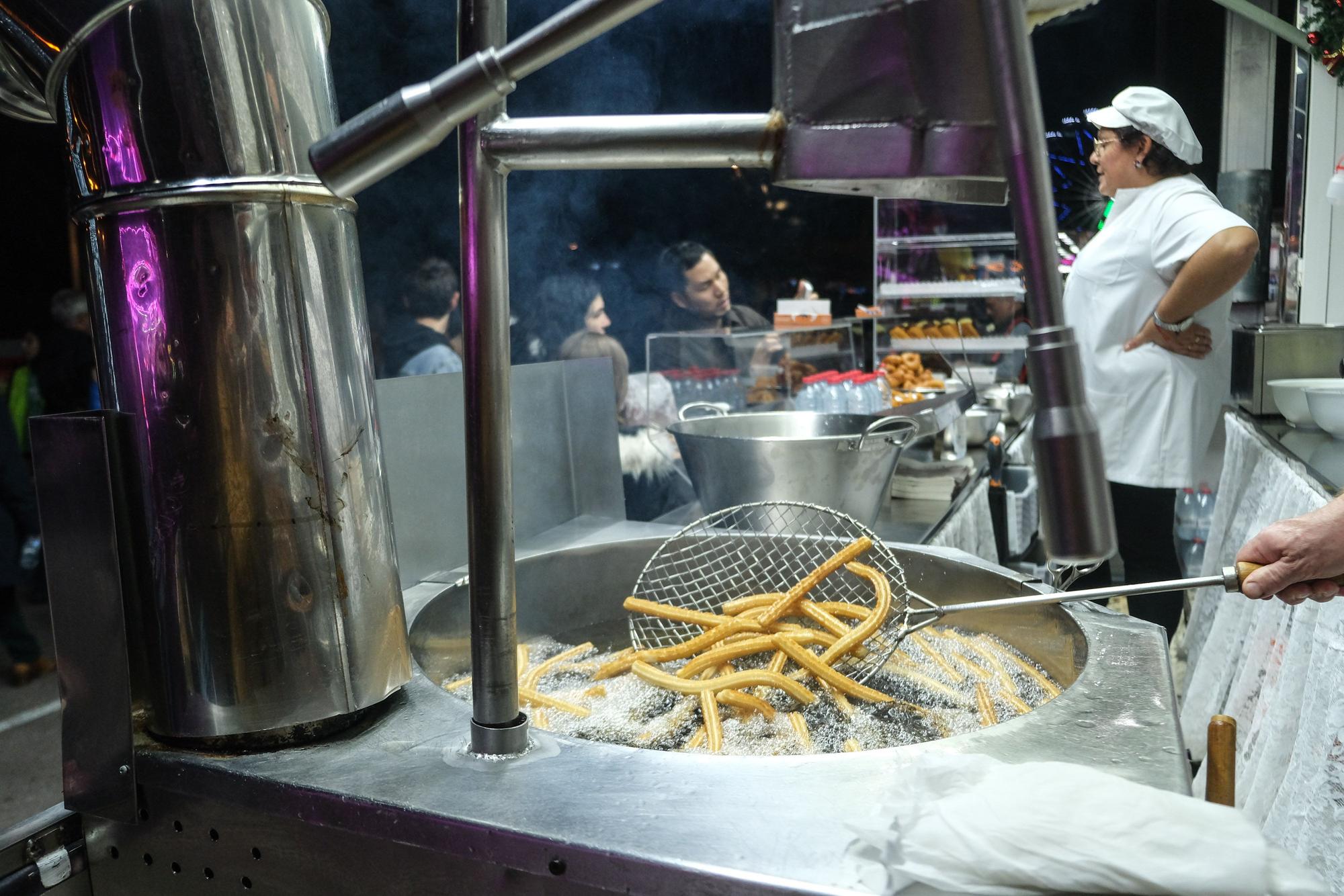 Así ha sido la inaguración de la feria y mercadillo navideño del Paseo de La Estación