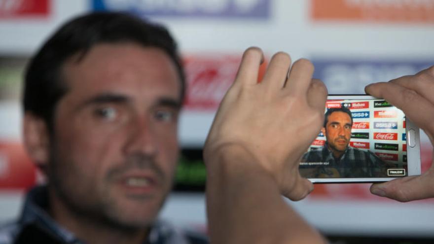 Carlos Luque, durante una rueda de prensa como entrenador del Hércules