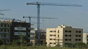 Habitatges en construcció a Sant Cugat.