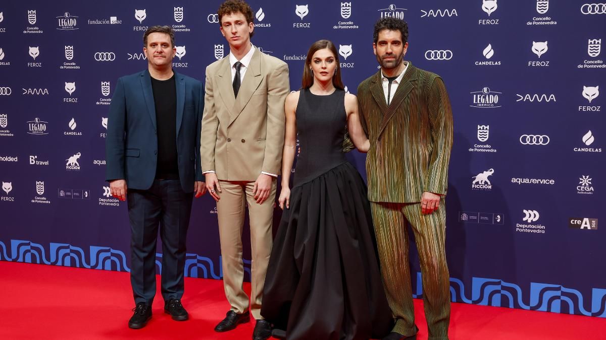 Elenco de 'Rondallas', en los premios Feroz 2026