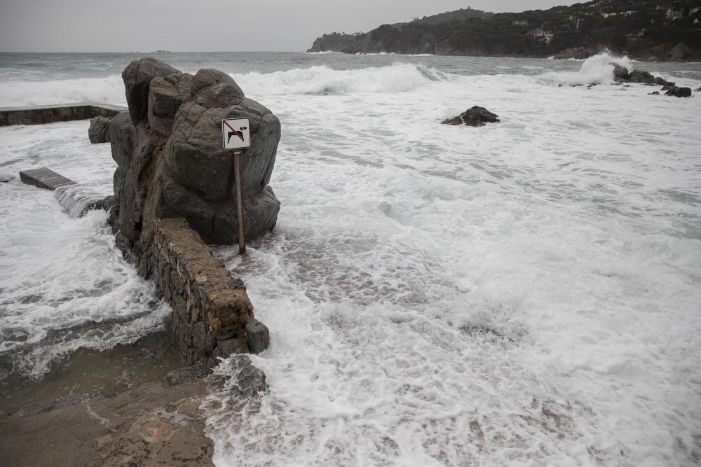 Fort onatge al litoral gironí