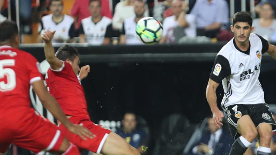 Horario y dónde ver el partido del Valencia en el Pizjuán