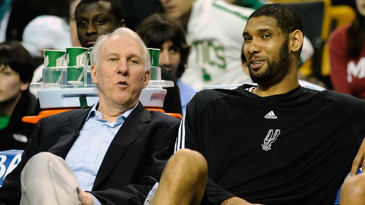 Popovich junto a Duncan