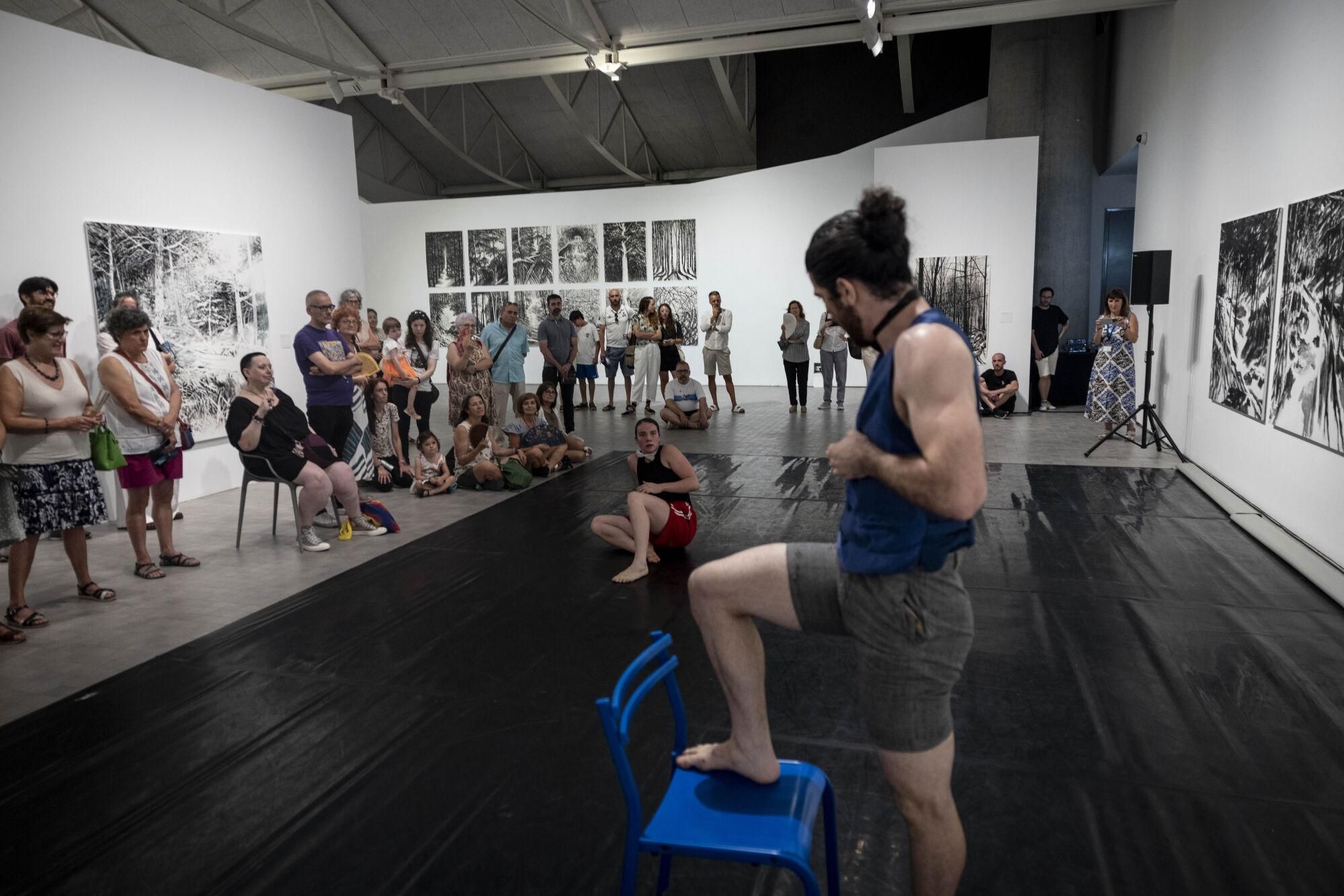 DANZA 'PAS A TROIS' CON HUGO Y VEGA GRIMALT POR EL 30 ANIVERSARIO DEL MUSEO PABLO SERRANO
