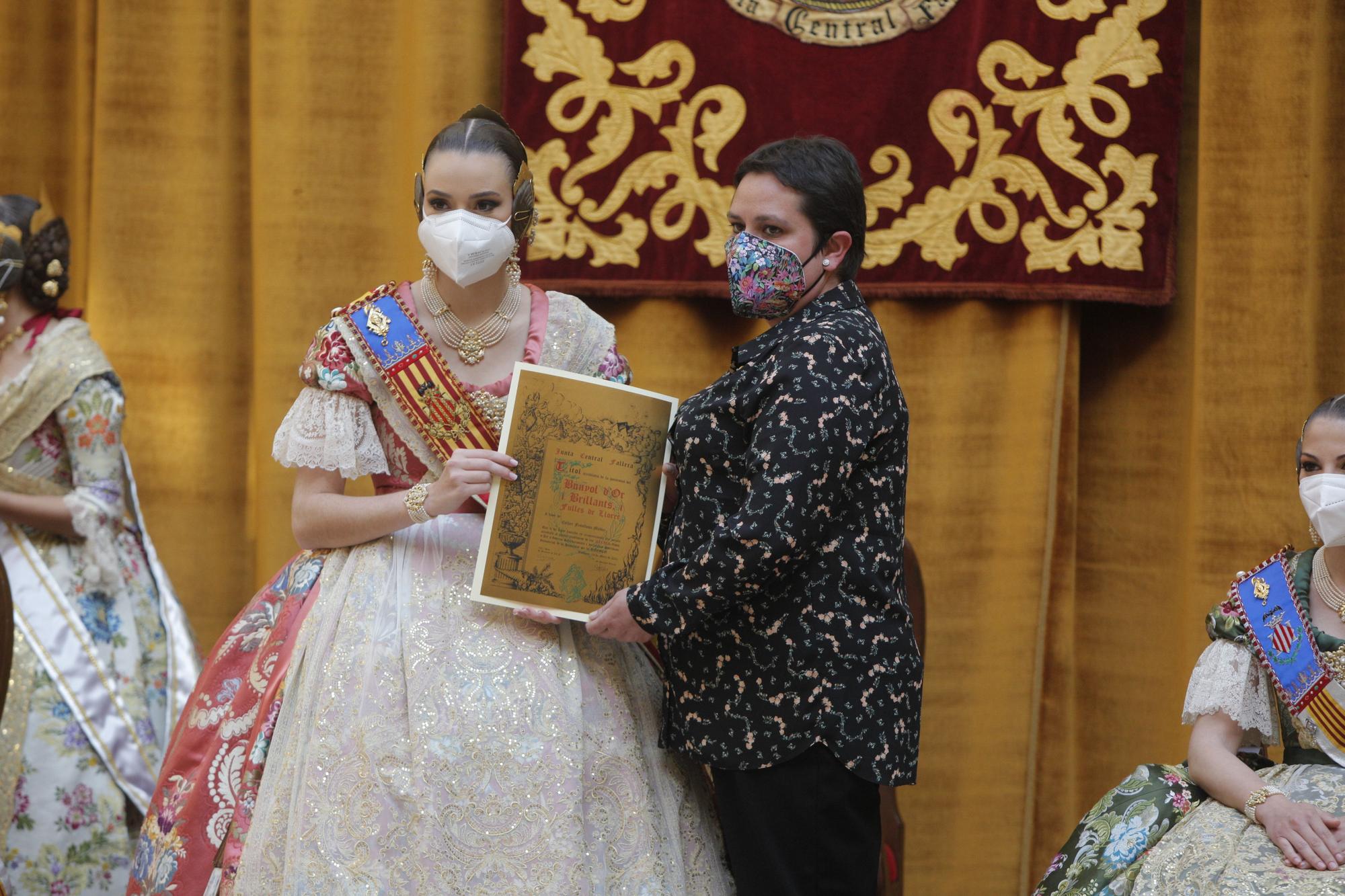 Imposición de "Bunyols de Brillants" a las fallas del Pilar-Sant Francesc