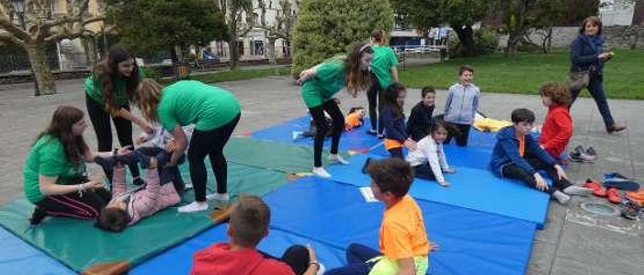 Uno de los talleres de equilibrios.