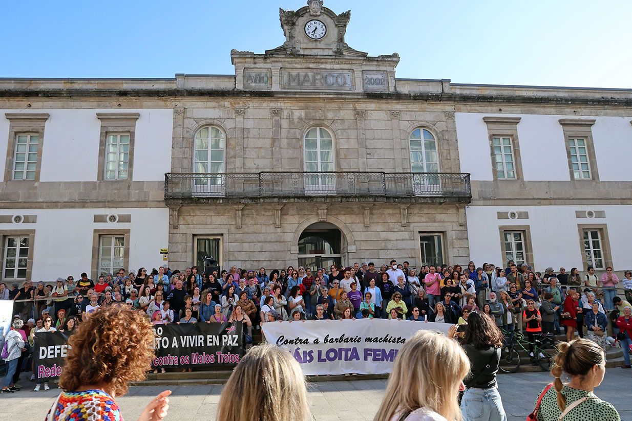 Minutos de silencio en toda Galicia por el crímen machista de Oia