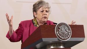 La ministra de Exteriores de México, Alicia Bárcena, durante una rueda de prensa este jueves.