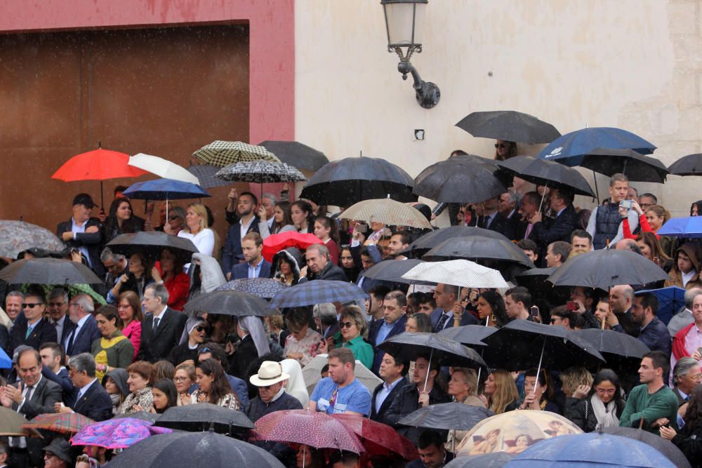 Traslado del Cristo de la Buena Muerte a cargo de la Legión.