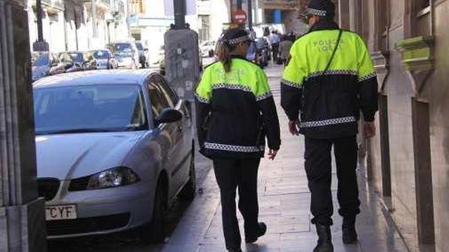 Concursos para cubrir siete plazas de agentes y la jefatura de la Policía Local