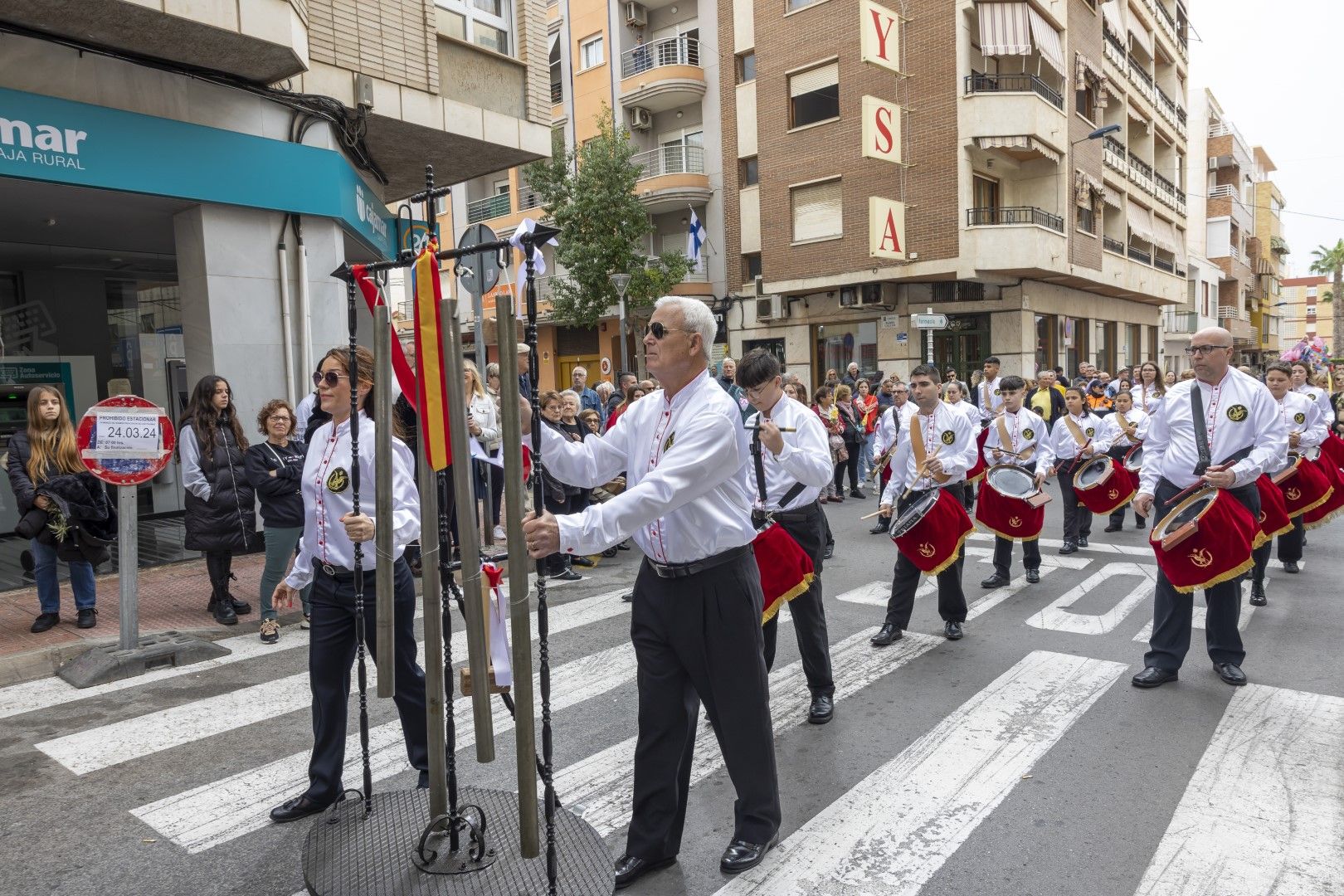 Bendición y procesión de Las Palmas en Torrevieja de Domingo de Ramos en la Semana Santa 2024