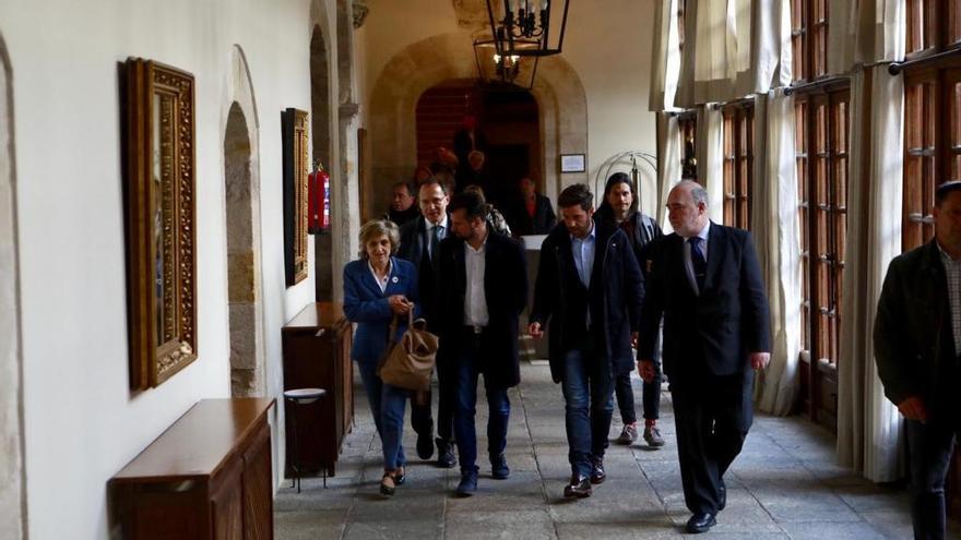 María Luisa Carcedo, Luis Tudanca y Antidio Fagúndez en el Parador de Zamora.