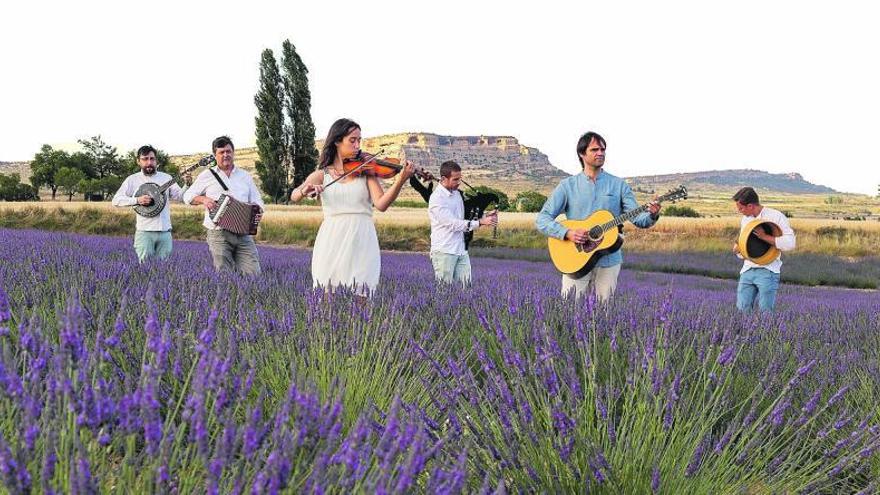 Túa: &quot;La música ha sido nuestra forma de mantener la lucidez en este periodo sombrío&quot;