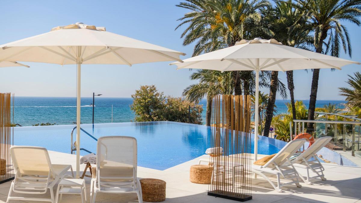 Las instalaciones de WOW Beach cuentan con una espectacular piscina infinity.