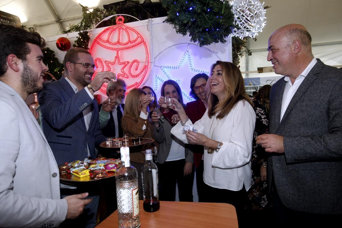 La presidenta de la Junta visita la Feria de los Municipios