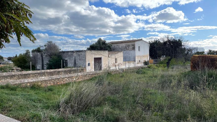 Sant Josep obtendrá gratis la casa payesa de Can Raspalls y permitirá más viviendas pero más pequeñas