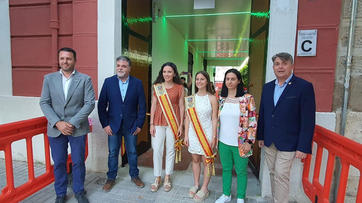 La reinauguración del patio festero de Villena.