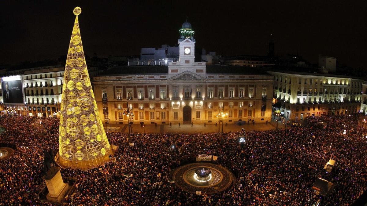 An der Puerta del Sol in Madrid begrüßen unzählige Spanier das neue Jahr (Archivbild). | FOTO: KIKO HUESCA