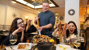Una de las mariscadas a palazos de Street Fish.