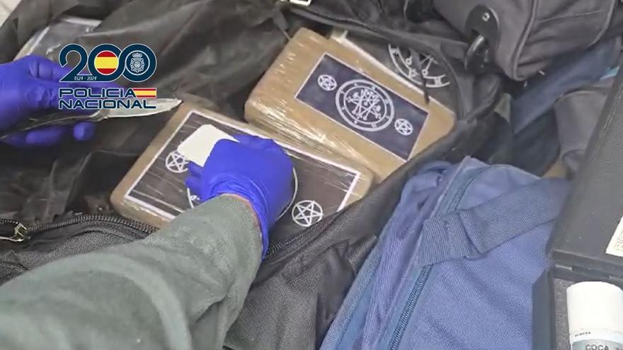 Cinco detenidos en Marbella durante la entrega de casi 900 kilos de cocaína