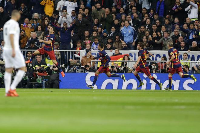 0-4 (21-11-2015) Paliza histórica del Barça en el Bernabéu con Messi saliendo del banquillo con 0-3 en el marcador