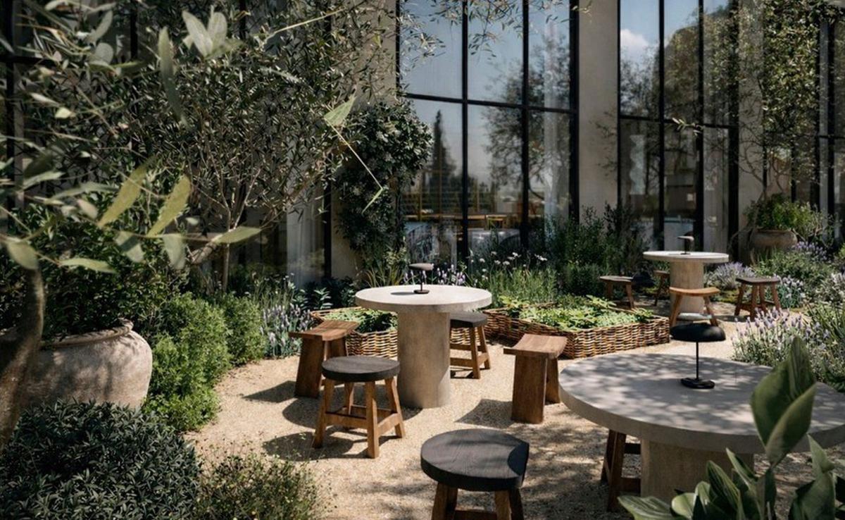 Diseño, materiales y arquitectura miran a la artesanía en Estragón, en Insotel Fenicia Prestige.