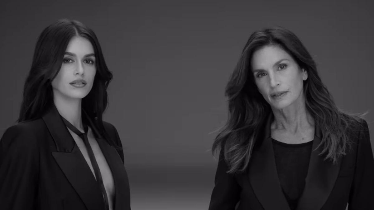 Cindy Crawford y Kaia Gerber, durante la primera sesión de Zara Streaming, en septiembre de 2024.