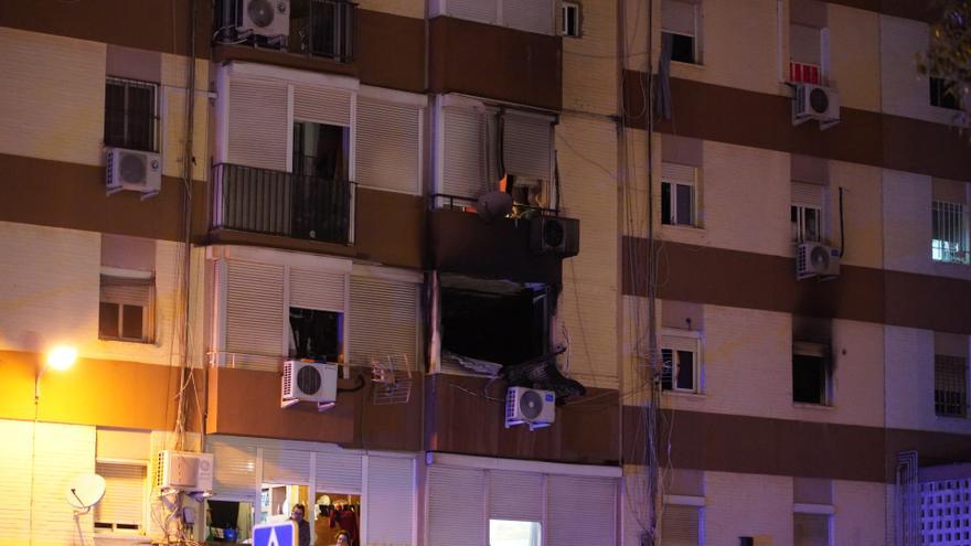 Jairo, &quot;el héroe de Sevilla&quot; que arriesgó su vida para salvar a una familia atrapada en un incendio: &quot;Nadie hacía nada&quot;