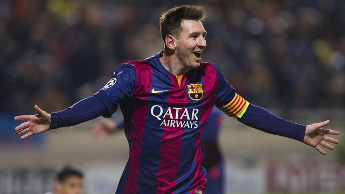 Leo Messi, feliz tras marcar ante el Apoel en Nicosia y batir el récord goleador de Raúl en la Champions