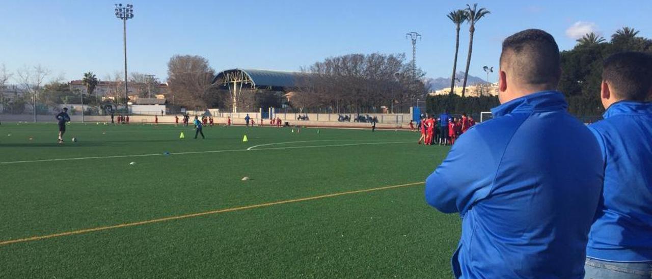 Campo de Los Olmos de Mutxamel durante un entrenamiento.