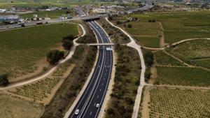 60 empreses avaluen licitar per l’L9, carreteres i electrolineres