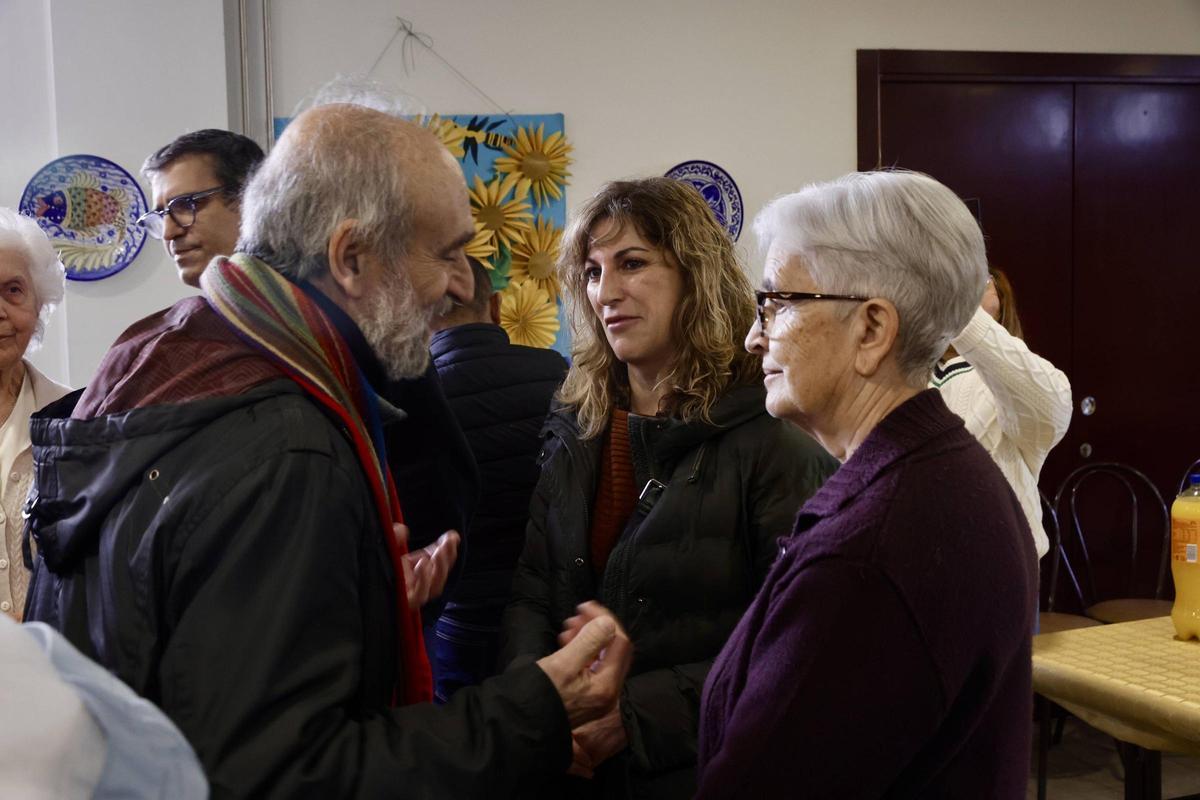 El acto de despedida del Albergue Covadonga de Gijón a las Hermanas Terciarias Capuchinas, en imágenes