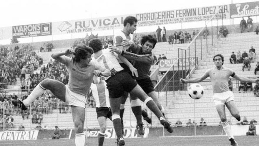 Baena fue partícipe de la histórica eliminatoria ante el Valencia de 1977.