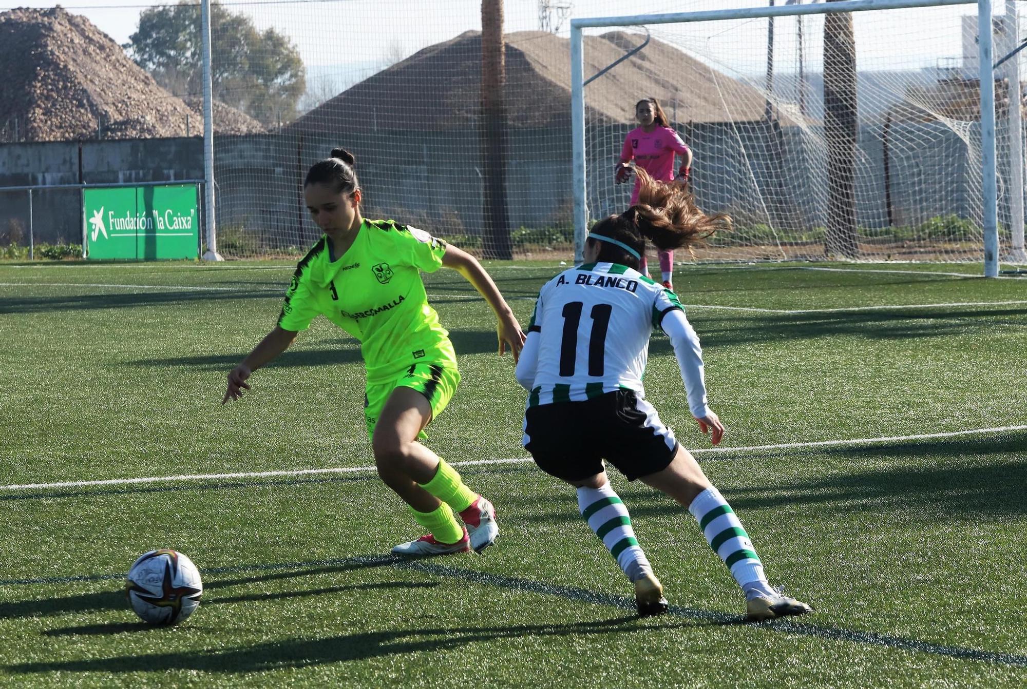 Las imágenes del Córdoba Femenino-Pozoalbense