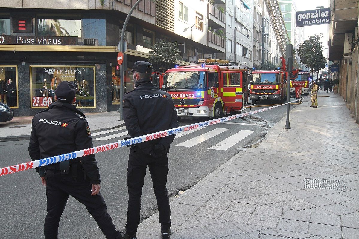 Tres heridos en un nuevo incendio en el centro de Ourense